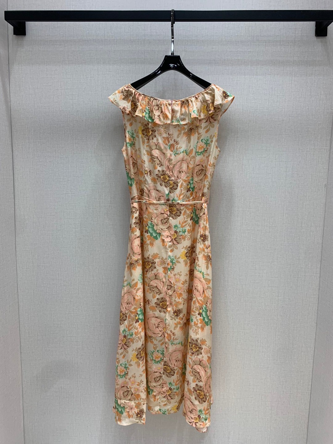 Chloe Inspired Floral Print Ruffle Neck Fishtail Maxi Dress - Elegant & Chic 8 cmp a1751265439623 1464