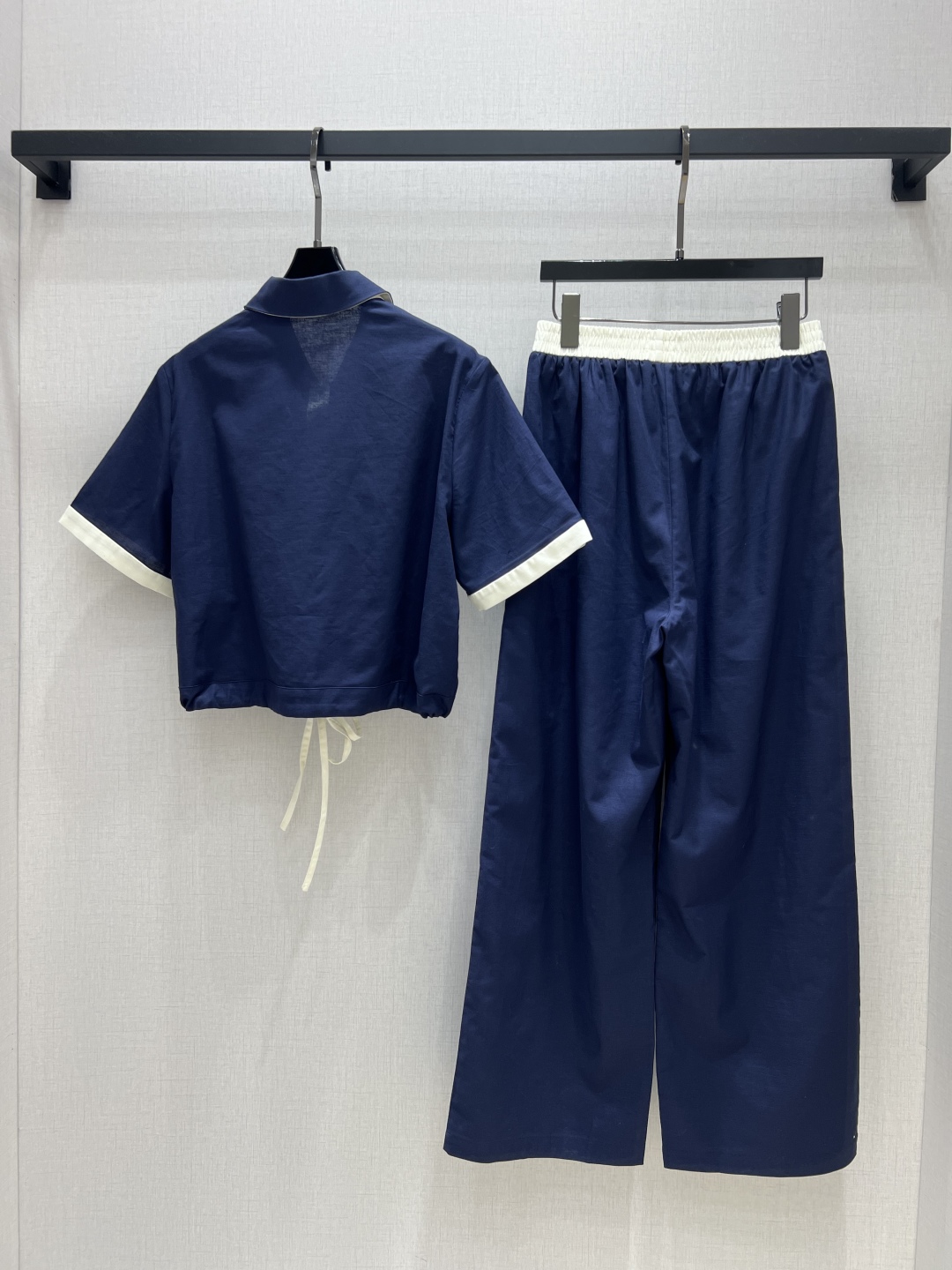 Miu Miu Linen Blend Pants Set - Effortless Style & Sophisticated Design 9 cmp a1752397782480 5540