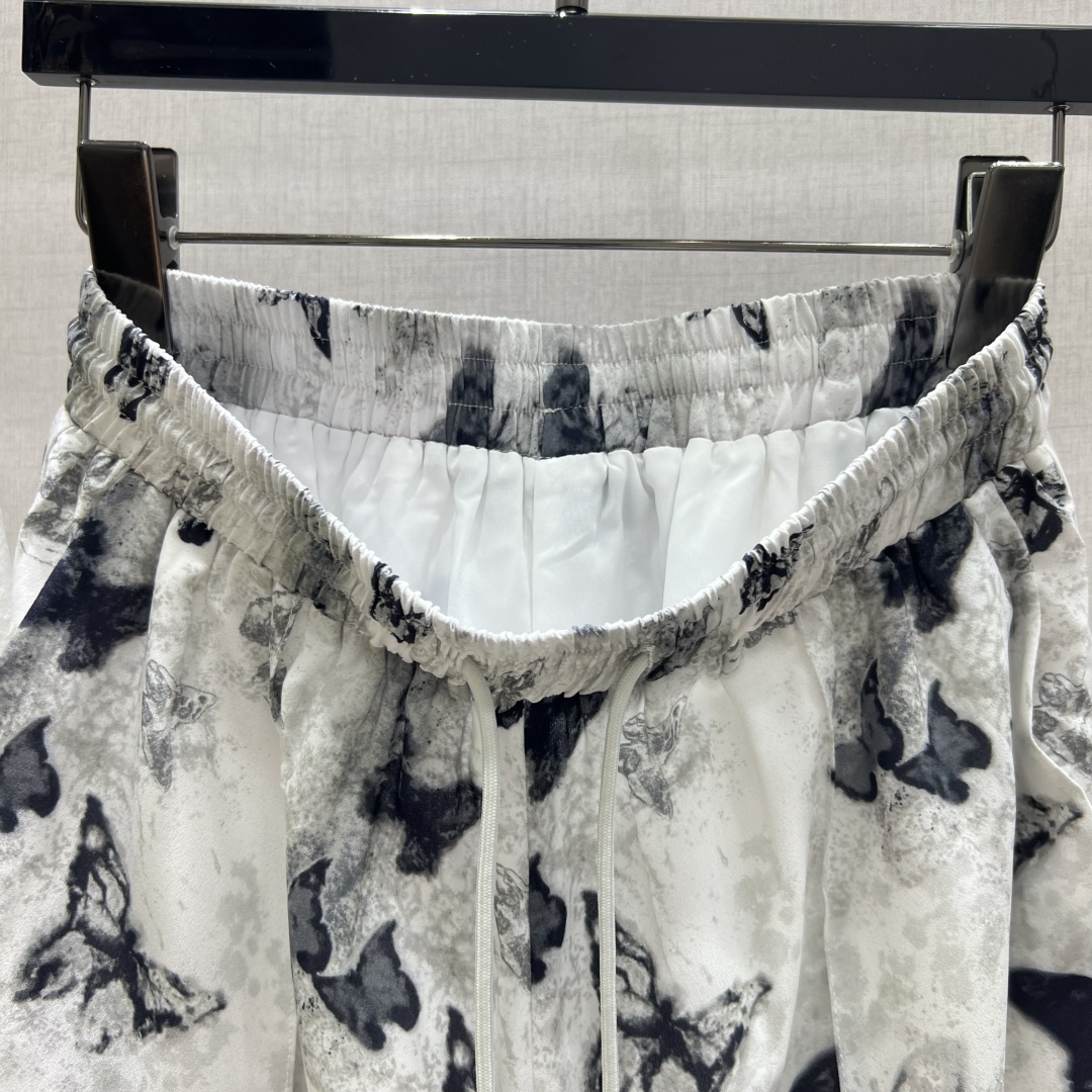 Dior 2025 Ink Butterfly Wide Leg Pant & Long Sleeve T-Shirt Set 3 cmp a1754823481413 3274