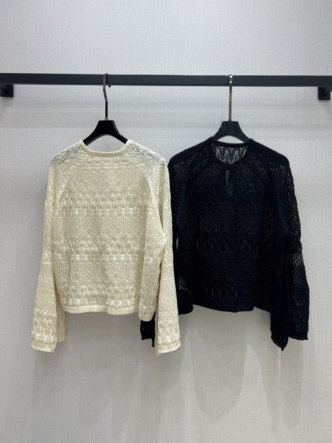 Zimmermann V-Neck Knitted Sweater - Elegant Bell Sleeve Design 9 cmp a1754980505906 1464