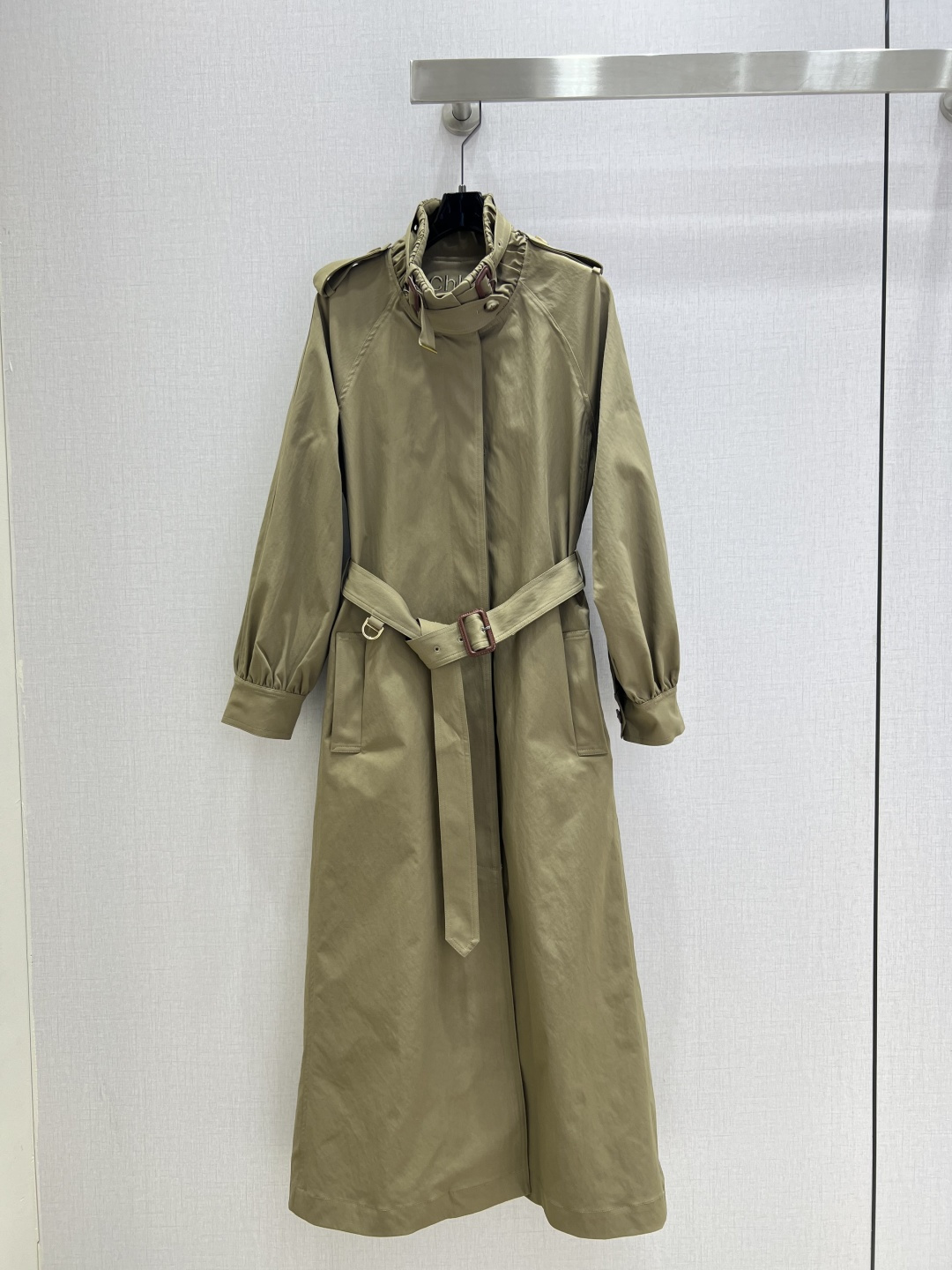 NO:496300,Highly recommended CHL*2025 early autumn new style, long windbreaker belt jacket, produced by Rocket Speed!  The whole piece is three-dimensional tailored, with all-round exquisite upper body, super cover flesh to make it look slimming, simple, refreshing and fashionable, elegant and fashionable, huge and versatile, very beautiful colors, high-end fabric and texture, one color SML code, high-quality ABC,, jackets & coats, alexander wang19860909强烈推荐 CHL*2025早秋新款 长款风衣腰带外套 火箭速度出品！整件立体剪裁 全方位精致做上身超级遮肉显瘦 简简单单 穿出清爽时髦的高级感 日常优雅又时髦巨百搭 颜色很好看 面料高级又有质感 一个色 SML码 高品质ABC,,jackets & coats,alexander wang,Women's clothing