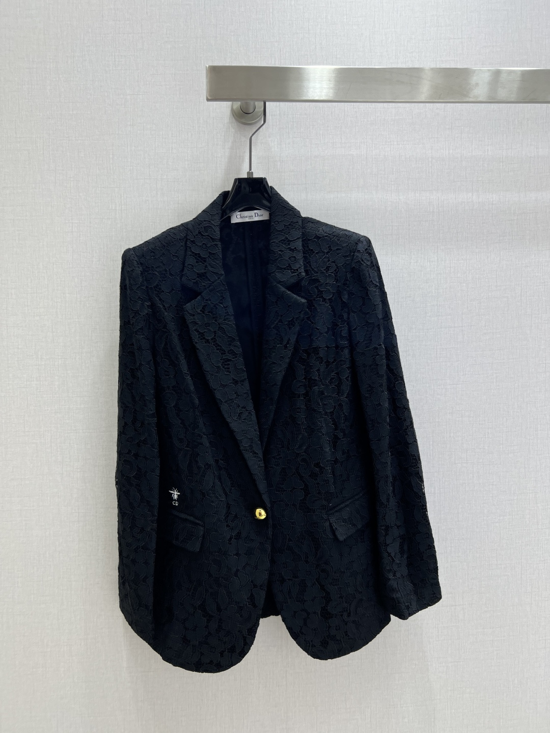 NO:501306,Highly recommended DIO* early autumn new style, water-soluble lace suit jacket, low-key at a glance, a stunning style, water-soluble flowers, super beautiful lifelike butterfly love flowers, beautiful fairy This length can show off the body proportions well and maintain elegance and stability, and can hold various occasions. Two colors SML code, high-quality ABC,,dior, jackets & coats,business suit,alexander wang19860909强烈推荐 DIO*早秋新款 水溶蕾丝西装外套 一眼低调 细看惊艳的一款 水溶花 超好看栩栩如生的蝶恋花 唯美仙女 这个长度能很好展现身材比例又保持优雅稳重能hold住各种场合 两个色 SML码 高品质ABC,,dior,jackets & coats,business suit,alexander wang,Women's clothing