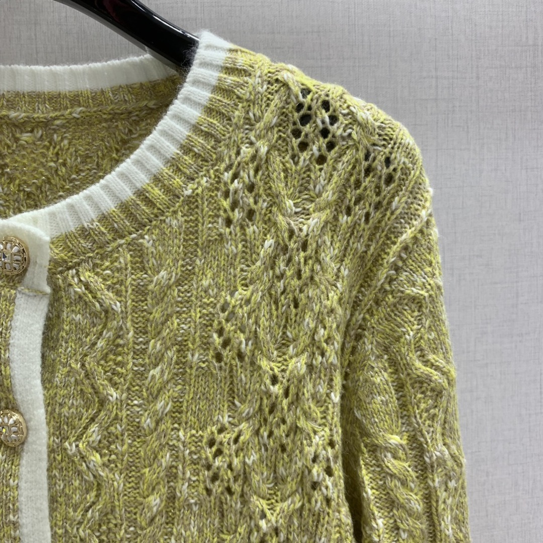 Chanel 2025 Early Autumn White Trim Knit Cardigan with Lace Detail 4 cmp a1759921953306 8341
