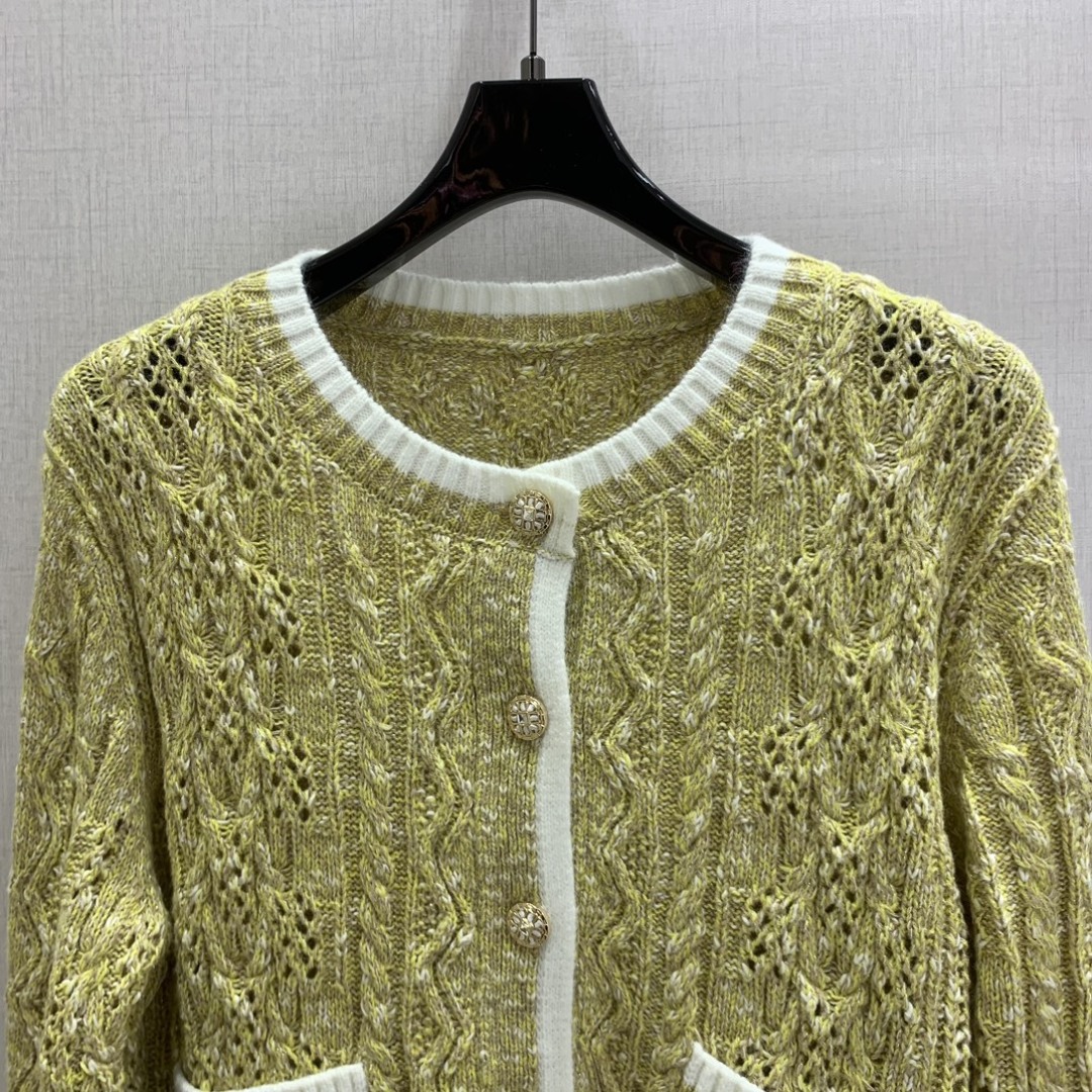 Chanel 2025 Early Autumn White Trim Knit Cardigan with Lace Detail 5 cmp a1759921953308 8483