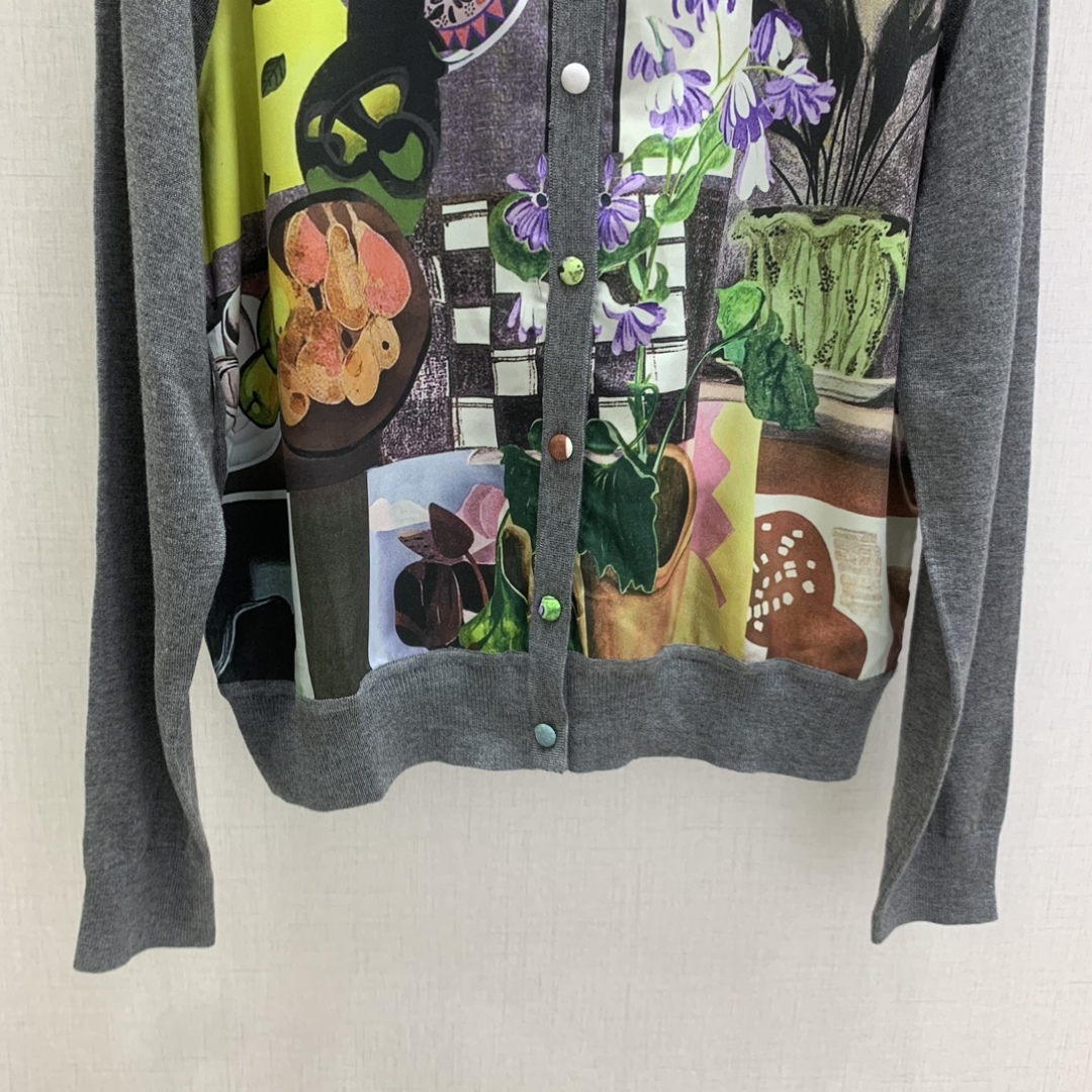 Erdos 2025 Autumn Knitted Cardigan - Elegant Wool Blend, Artistic Print 7 cmp a1759921980553 1528