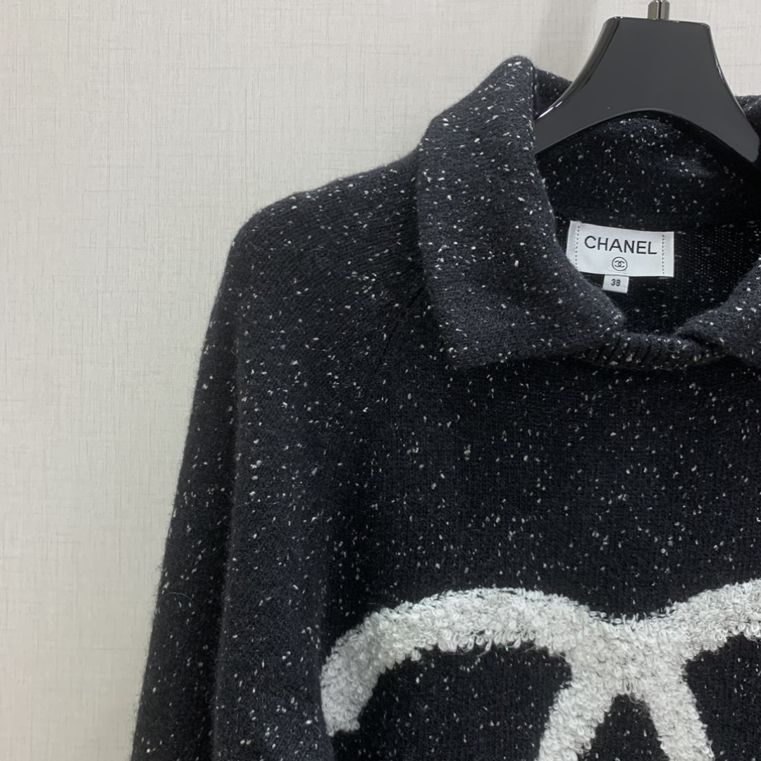 Chanel 2025 Early Autumn Double C Jacquard Knit Sweater 3 cmp a1760782960742 2243