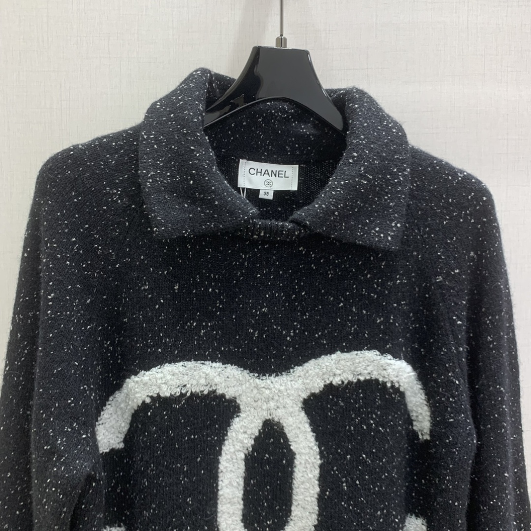 Chanel 2025 Early Autumn Double C Jacquard Knit Sweater 5 cmp a1760782960749 4845