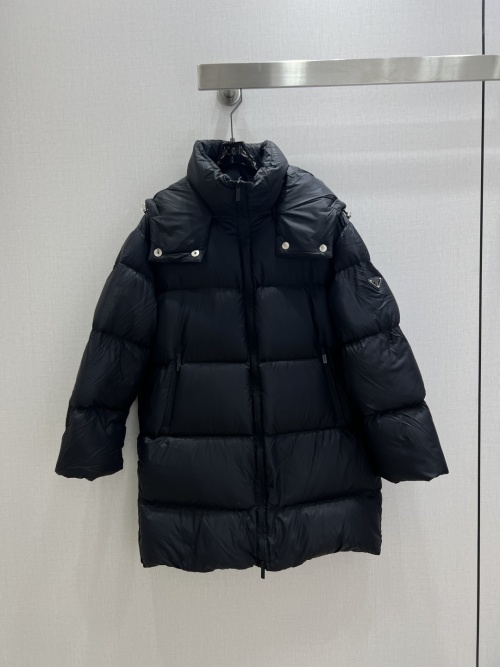 Prada 2025 Early Autumn/Winter Hooded Mid-Length Down Jacket - Stylish & Warm 5 Prada 2025 Early Autumn/Winter Hooded Mid-Length Down Jacket - Stylish & Warm