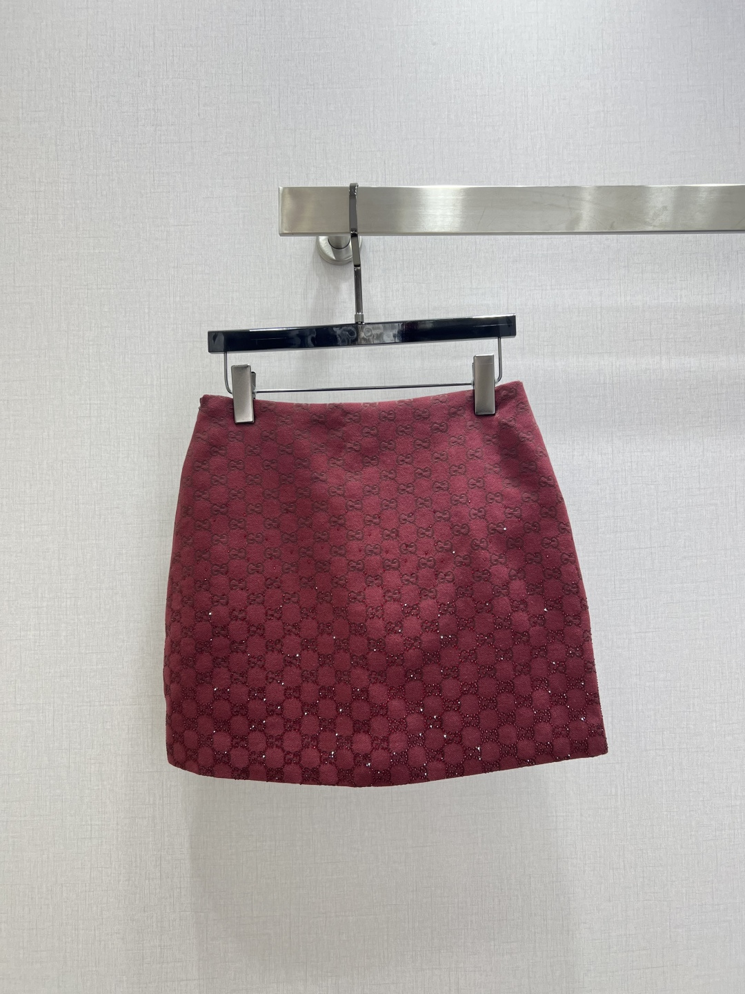 NO:610201,Highly recommended GUC*2025 new autumn and winter hot diamond jacquard blazer hot diamond jacquard zipper skirt, separate batch, hot diamond design, cute style, easy to control, suitable for daily commuting, no matter the occasion, richer layering, full of small details, great points. Exquisite workmanship, age-reducing fashion, good hold style, won the hearts of fairies, soft and textured, classic, one color, SMLXL code  Gaopin,,gucci,skirts,jackets & coats,business suit,alexander wang19860909强烈推荐 GUC*2025秋冬新款 烫钻提花西装外套烫钻提花拉链半裙 分开批 烫钻设计 可A可乖的风格,版型属于谁都好驾驭的,日常通勤穿什么的都是很OK的,不挑场合的 层次感更加丰富,满满小细节太加分了.做工精致 减龄时尚 好HOLD住造型 深得仙女心 柔软有质感 经典之作 一个色 SMLXL码 高品,,gucci,skirts,jackets & coats,business suit,alexander wang,Women's clothing