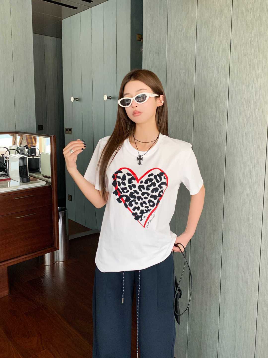 NO:710465,Upper body picture,,19860909上身图,,,Women's clothing