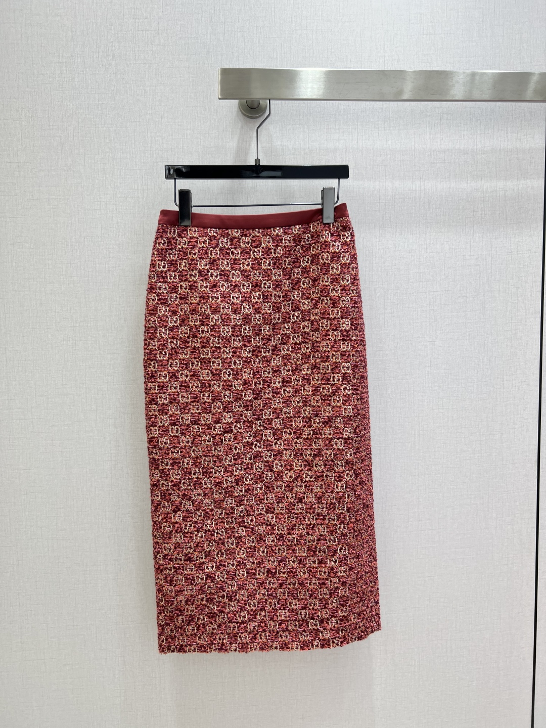 NO:790689,Highly recommended 26 early spring new style, spliced ​​slub zipper long skirt, slubby fabric with double G pattern decoration, workmanship depends on the details, high custom fabric, elegant and generous, one color SML code, high quality ABC,,skirts,19860909强烈推荐 26早春新款 拼接粗纺拉链长半裙 粗纺面料双G图案装饰 做工看细节 高定制面料 优雅大方 一个色 SML码 高品质ABC,,skirts,,Women's clothing
