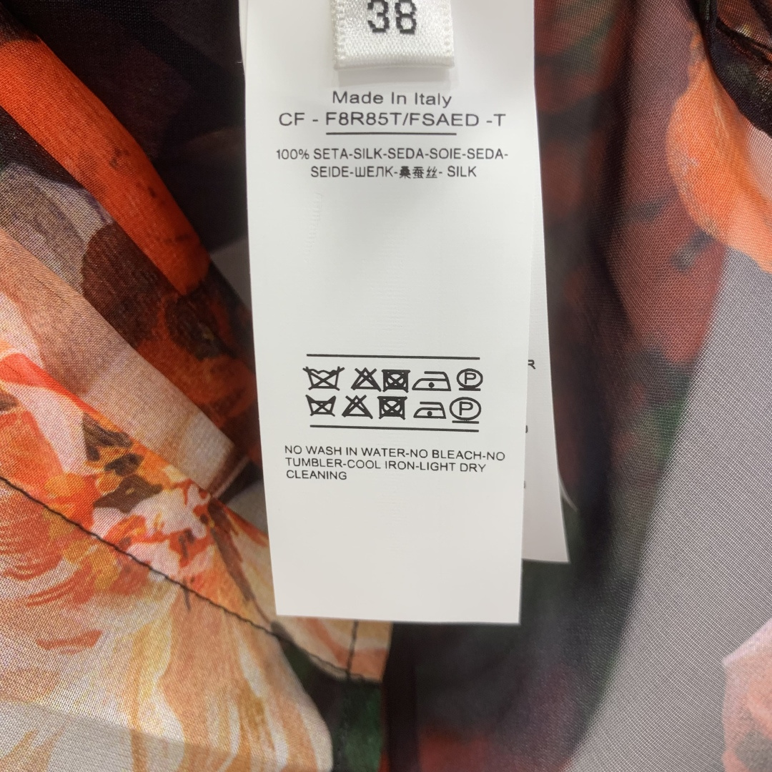 돌체앤가바나 진주 버튼 실크 프린트 타이넥 셔츠 91856 이미지 8