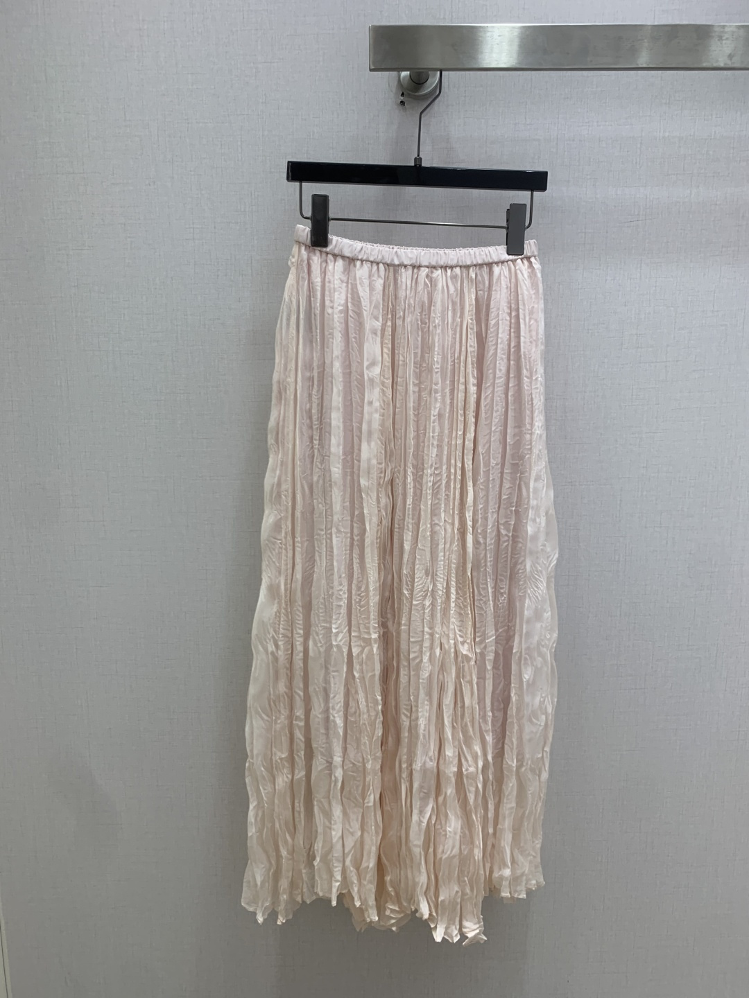 NO:825949,Highly recommended 26 spring and summer new style pleated long skirt, textured holiday style irregular pleated long skirt, four colors SMLXL code, high quality ABC,,skirts,19860909强烈推荐 26春夏新款 褶皱长半裙 肌理感度假风不规则乱褶长裙 四个色 SMLXL码 高品质ABC,,skirts,,Women's clothing
