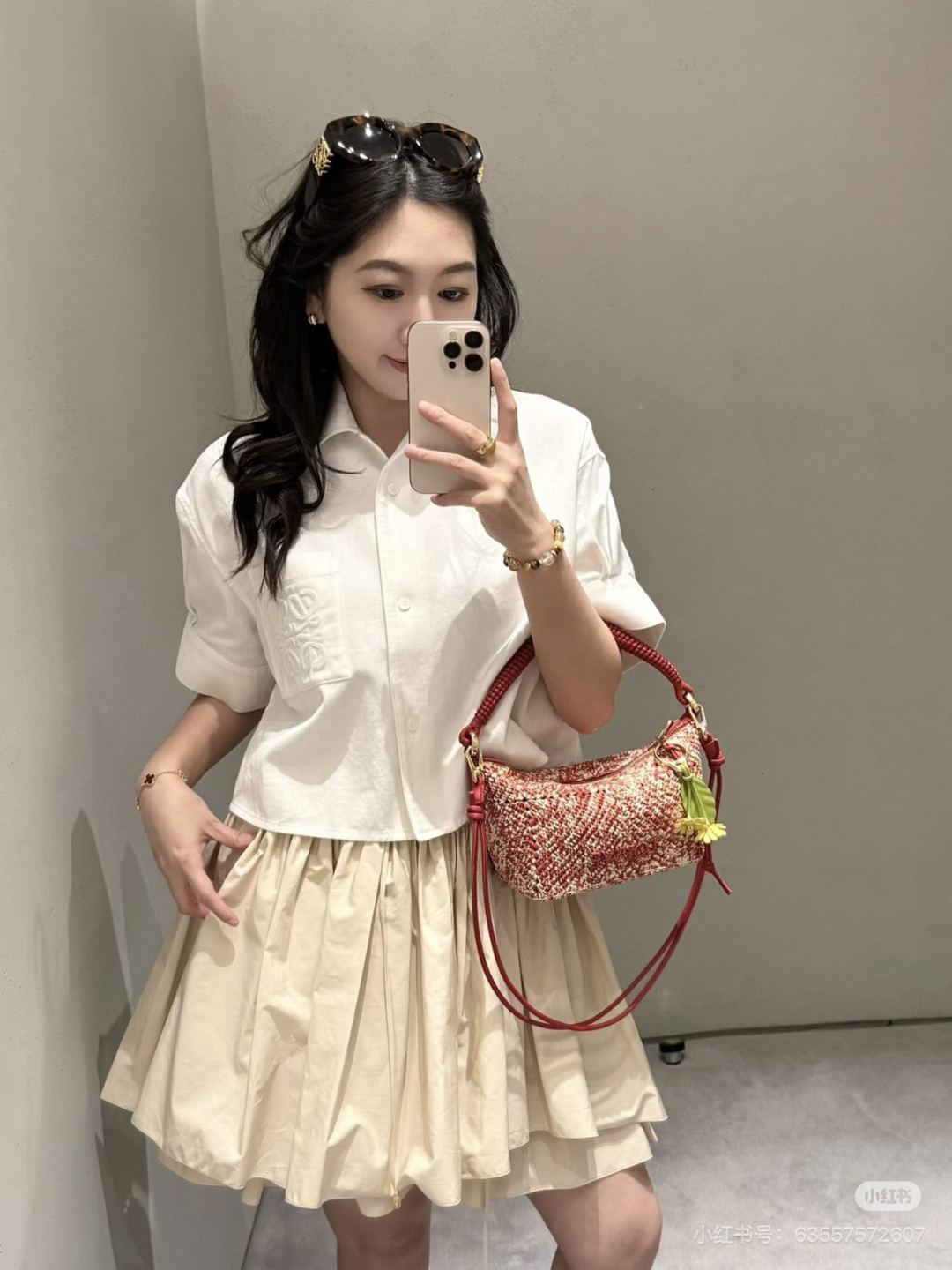 NO:830064,,,19860909,,,Women's clothing
