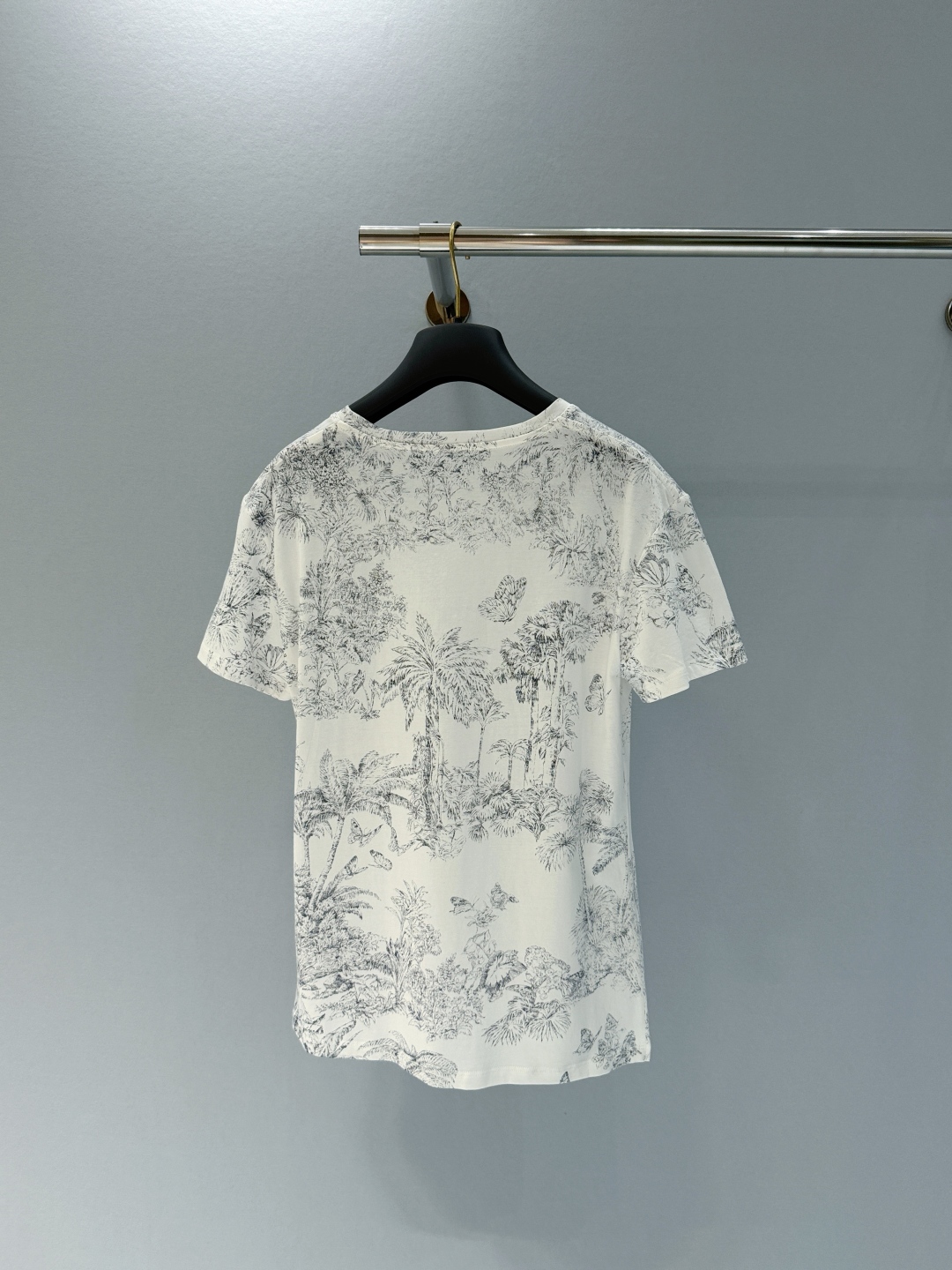 Dior Linen Cotton Butterfly Print Tee - Breathable, Comfortable, Stylish 5 cmp i1747122051025 3976 0 3