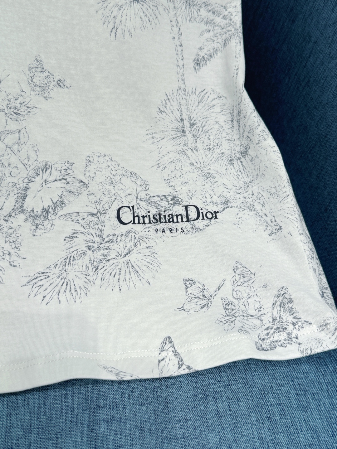 Dior Linen Cotton Butterfly Print Tee - Breathable, Comfortable, Stylish 8 cmp i1747122052682 2412 0 6