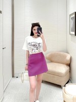 🎉Le nouveau style Dior*2024 est fortement recommandé🔥🔥Inspiré de l'esthétique élégante de Dior*, ce T-shirt interprète une interprétation raffinée du décontracté, mettant en valeur le style haut de gamme et le style élégant. Article fabriqué en jersey mélangé de coton et de lin blanc avec un imprimé style tournesol 🌸. Le design à col rond est idéal en toute saison et peut également être associé à un short assorti pour un look plus raffiné. Numéro de code : SML, 1 🎉Le nouveau style Dior*2024 est fortement recommandé🔥🔥Inspiré de l’esthétique élégante de Dior*, ce T-shirt interprète une interprétation raffinée du décontracté, mettant en valeur le style haut de gamme et le style élégant. Article fabriqué en jersey mélangé de coton et de lin blanc avec un imprimé style tournesol 🌸. Le design à col rond est idéal en toute saison et peut également être associé à un short assorti pour un look plus raffiné. Numéro de code : SML,