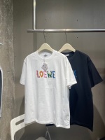 LOEWE/Luo Yiwei logo coloré lettre broderie décontracté col rond T-shirt à manches courtes pour hommes et femmes, blanc noir SML 1 LOEWE/Luo Yiwei logo coloré lettre broderie décontracté col rond T-shirt à manches courtes pour hommes et femmes, blanc noir SML