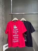 Balenciaga 25ss nouveau T-shirt co-brandé avec lettres imprimées couronne tendance rouge noir SML 1 Balenciaga 25ss nouveau T-shirt co-brandé avec lettres imprimées couronne tendance rouge noir SML
