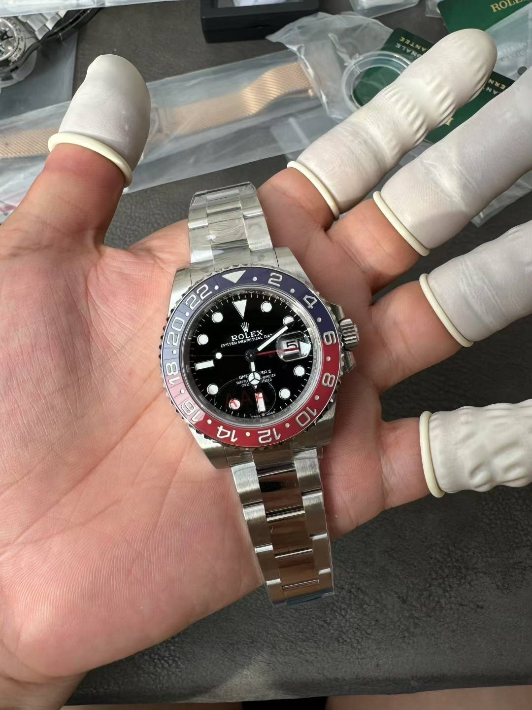 NO:384545,VS three-board with coke circle Dandong machine,19860909VS 三板带可乐圈 丹东机,,Watch