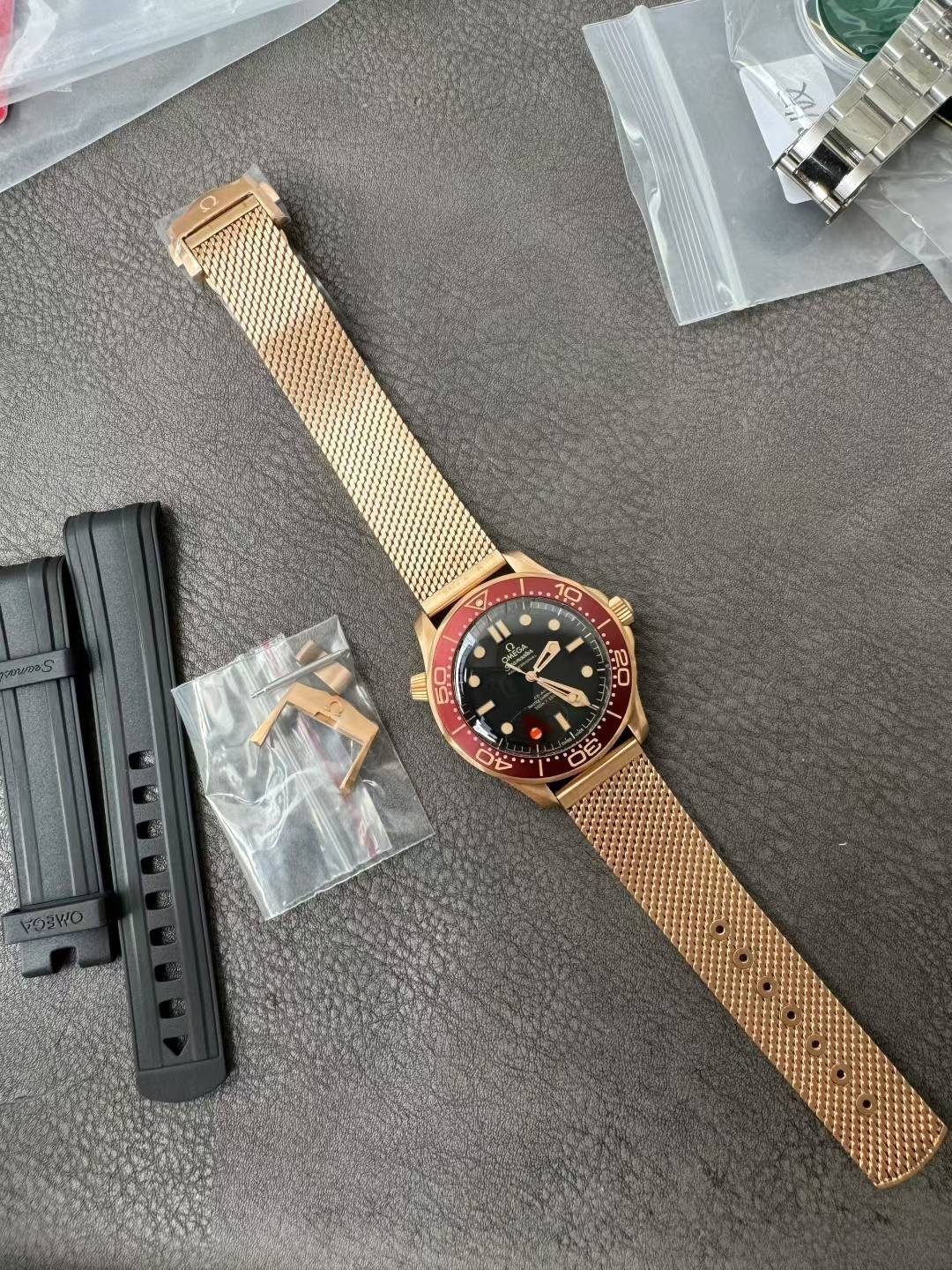 NO:384539,VS Bronze Gold 007 updated 8806 integrated movement,19860909VS 青铜金007 更新8806一体机芯,,Watch