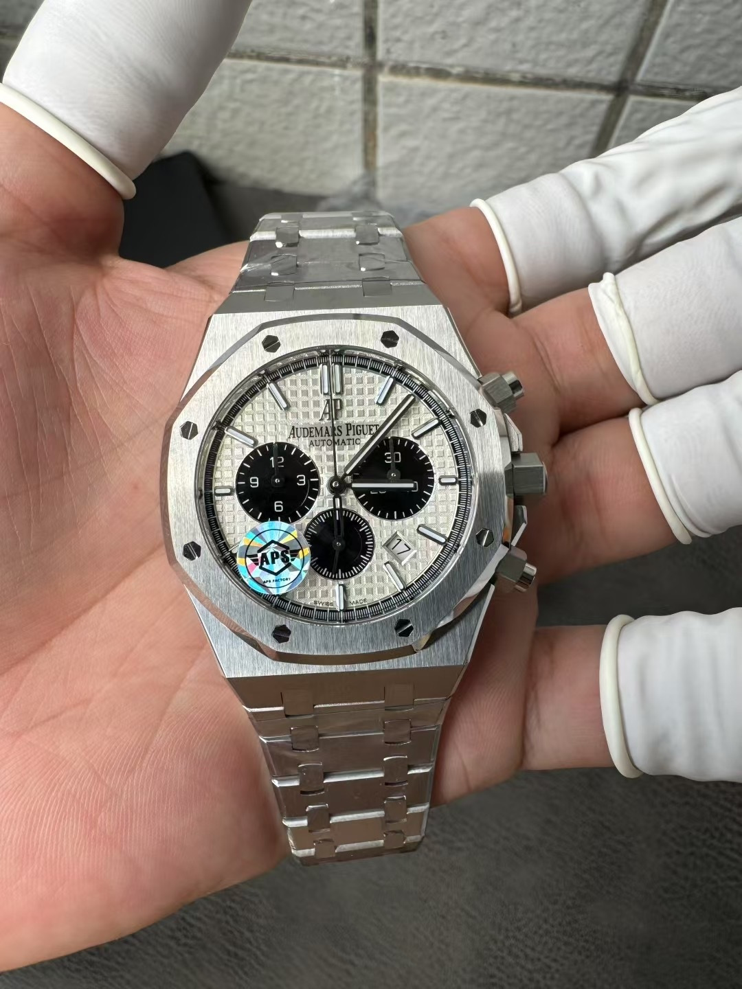 NO:385149,as 26331 panda face,19860909as 26331熊猫面,,Watch