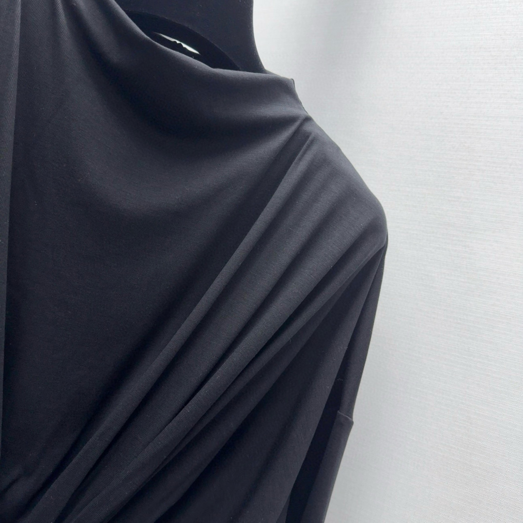 “BV 25SS: Customizable One-Size-Fits-All Dress for Spring and Summer” - 图片 5