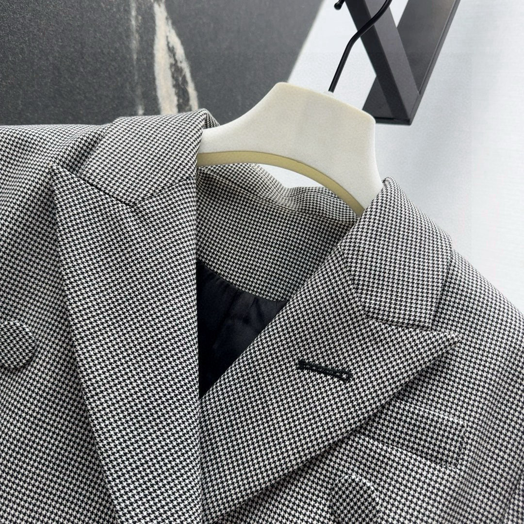 Retro Fashion: P989 One-Size-Fits-All Suit with Classic Cut and Tailoring Wool - 图片 4