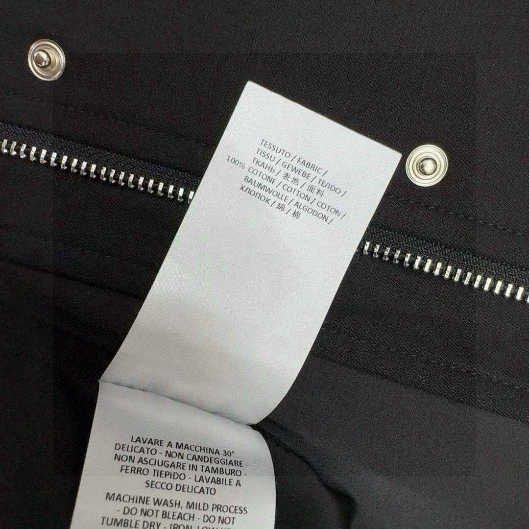 Stylish One-Size-Fits-All Female Suit with Wind-Collar Coat for Fall/Winter - 图片 8