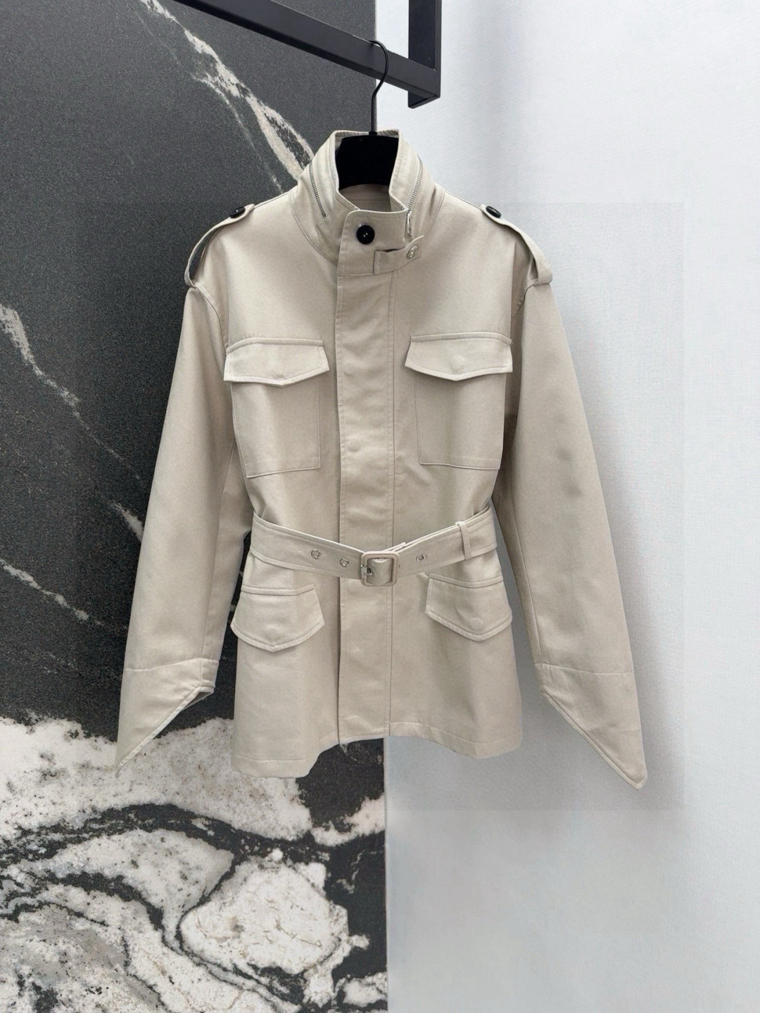 Stylish and Versatile Female Suit: P828 Wind-Collar Coat for Fall/Winter