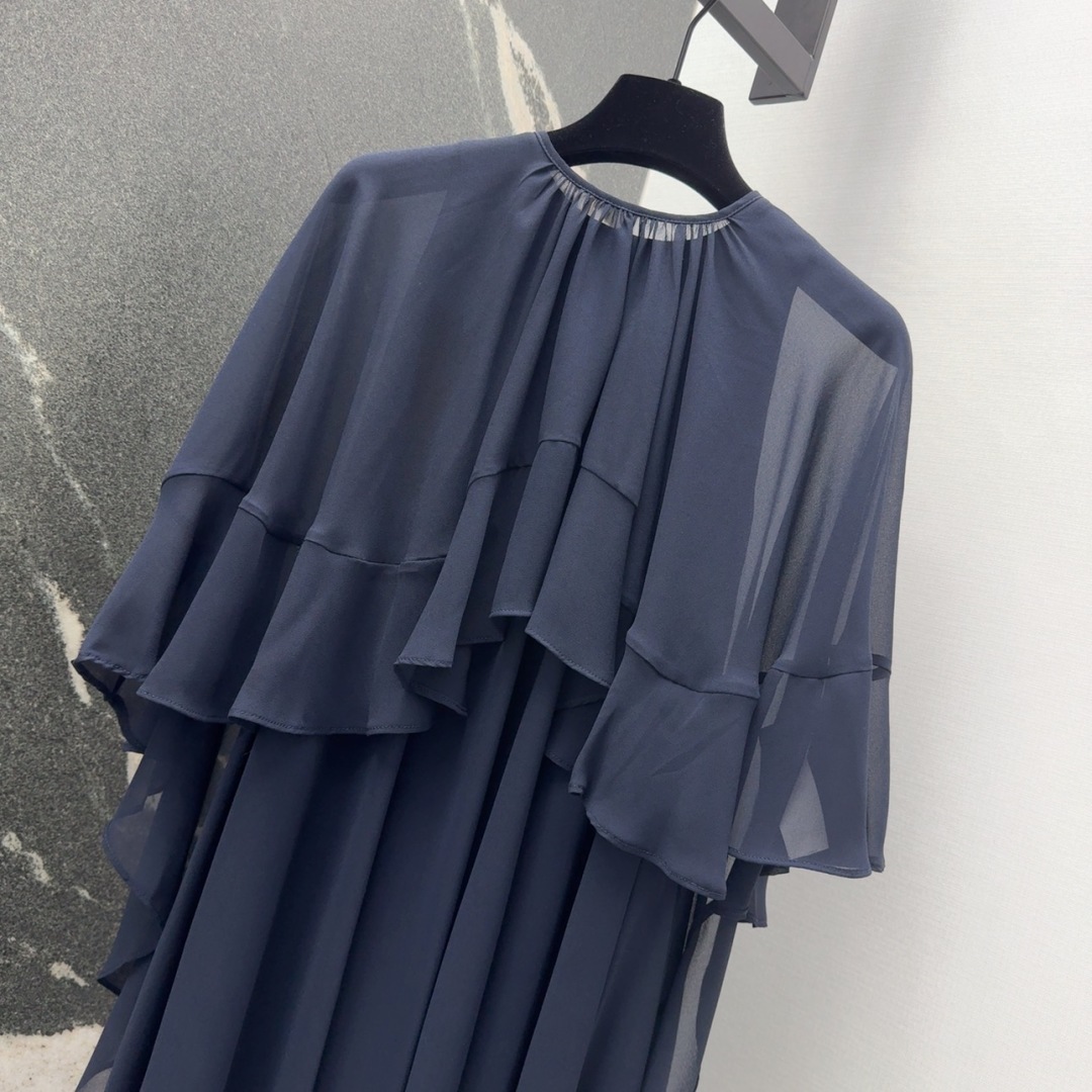 “P644 Original Dress: Versatile One-Size-Fits-All with Chic Summer Accessories” - 图片 4
