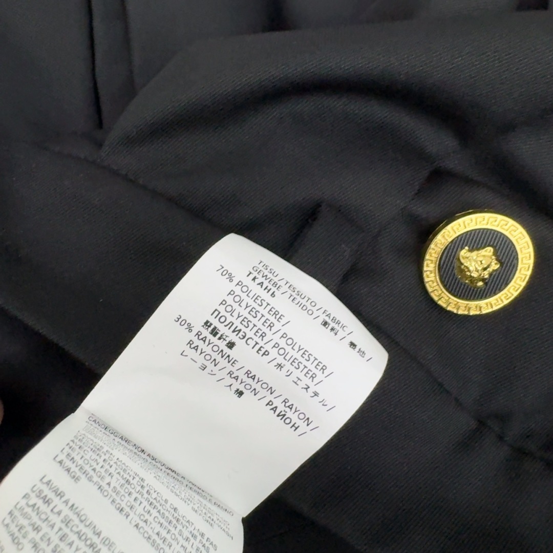 “Ver 25SS Original Femininity Suit: Metal Button Decoration, High Waist Design, Modern Style” - 图片 7