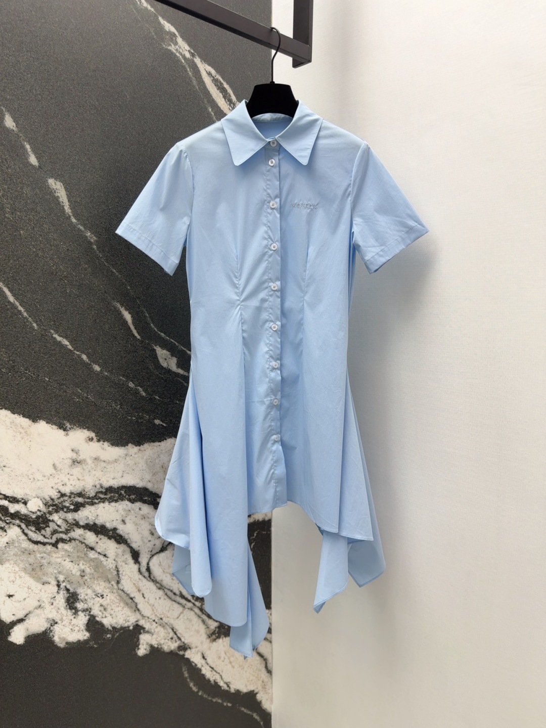 “Stylish Spring and Summer Female Suit Collection with Unique Designs” - 图片 1