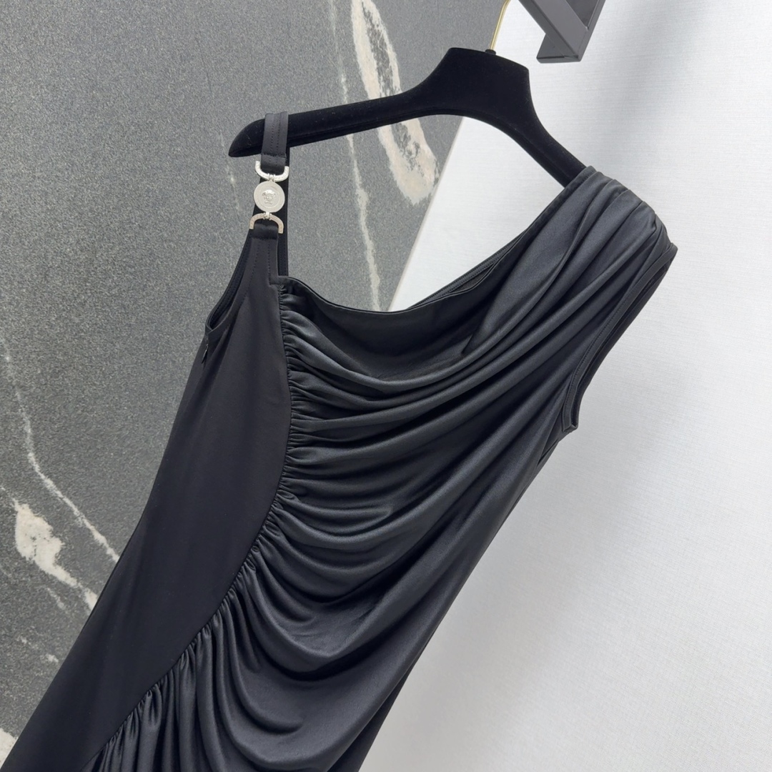 [Versace Women