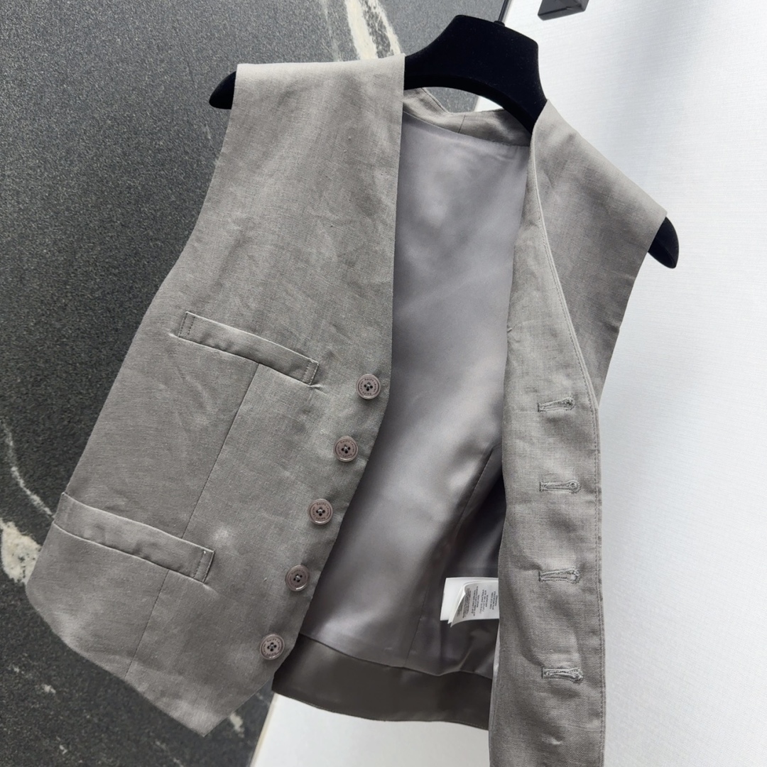 P851 Original Hard-Core Female Linen Suit with H-Style Vest and Shorts - 图片 6