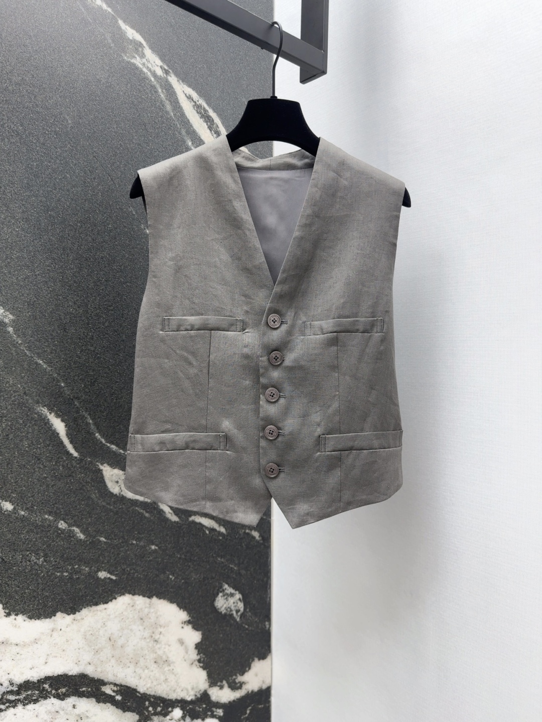 P851 Original Hard-Core Female Linen Suit with H-Style Vest and Shorts - 图片 2