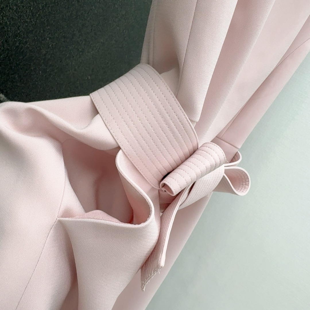 French-Style Hepburn Collar Dress: Elegant Scavenging Female Costumes for Daily Commuting - 图片 6
