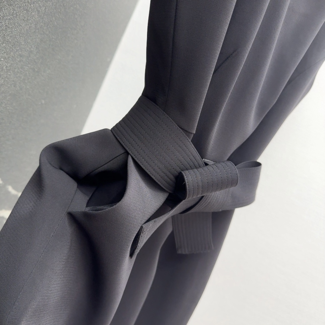 “French-Style Hepburn Collar Dress: Elegant Design for Daily Commuting in Three Colors” - 图片 6