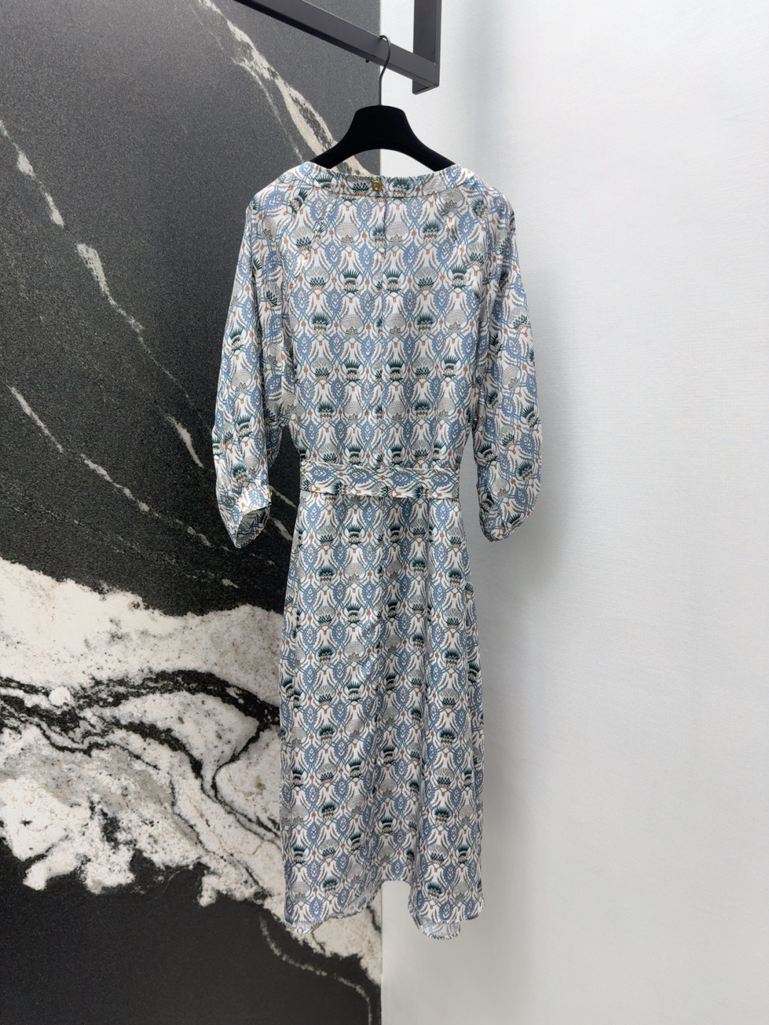 New Spring and Summer Women’s Clothes: Blue Fresh Printing, Romantic and Elegant Design - 图片 8
