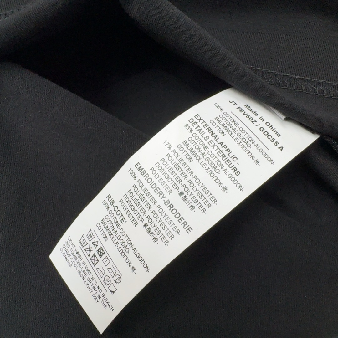 “DG 25SS: Classic One-Size-Fits-All Female Suit with Laced Doll T-Shirt” - 图片 7