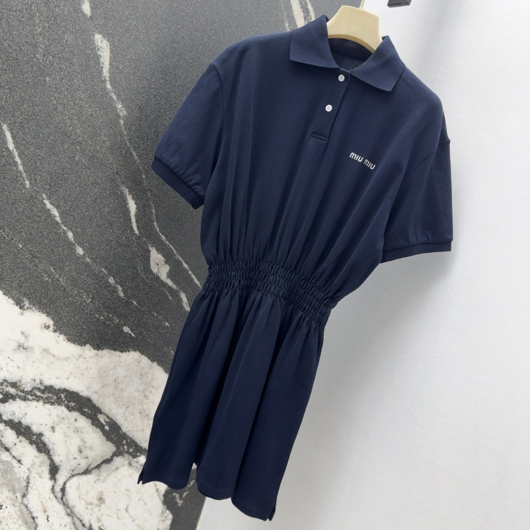 Miu 25SS Spring/Summer New College Embroidered Dress with Loose-Headed Design - 图片 2