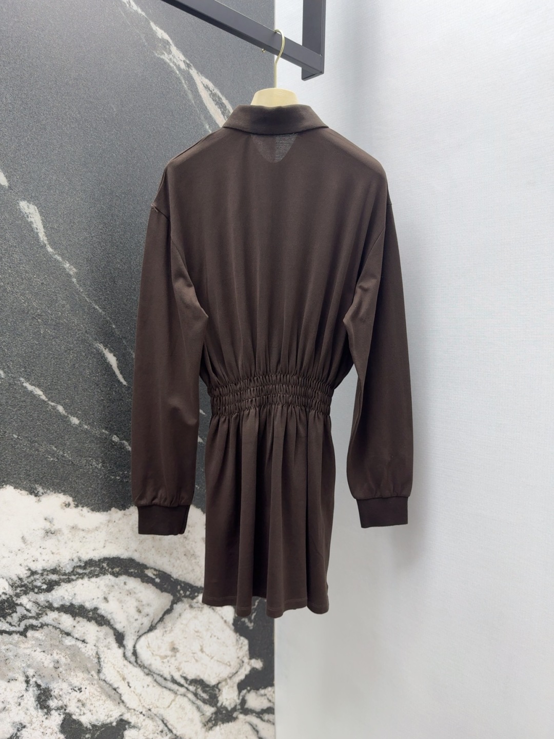 Miu 25SS Embroidered Dress: Soft Design, Customized Collar, Classic Logo, Youthful Style - 图片 9