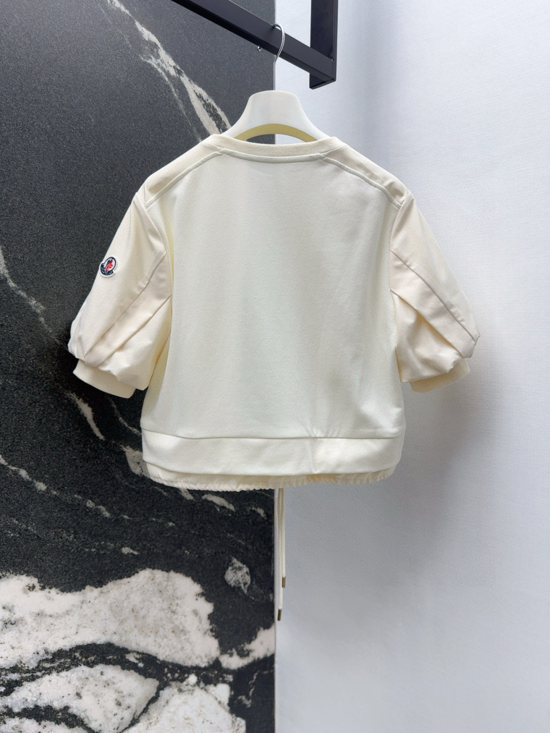 Fashionable Original Female Suit: MC 25SS Badge Decorated Recreational Suit with Unique Design - 图片 9