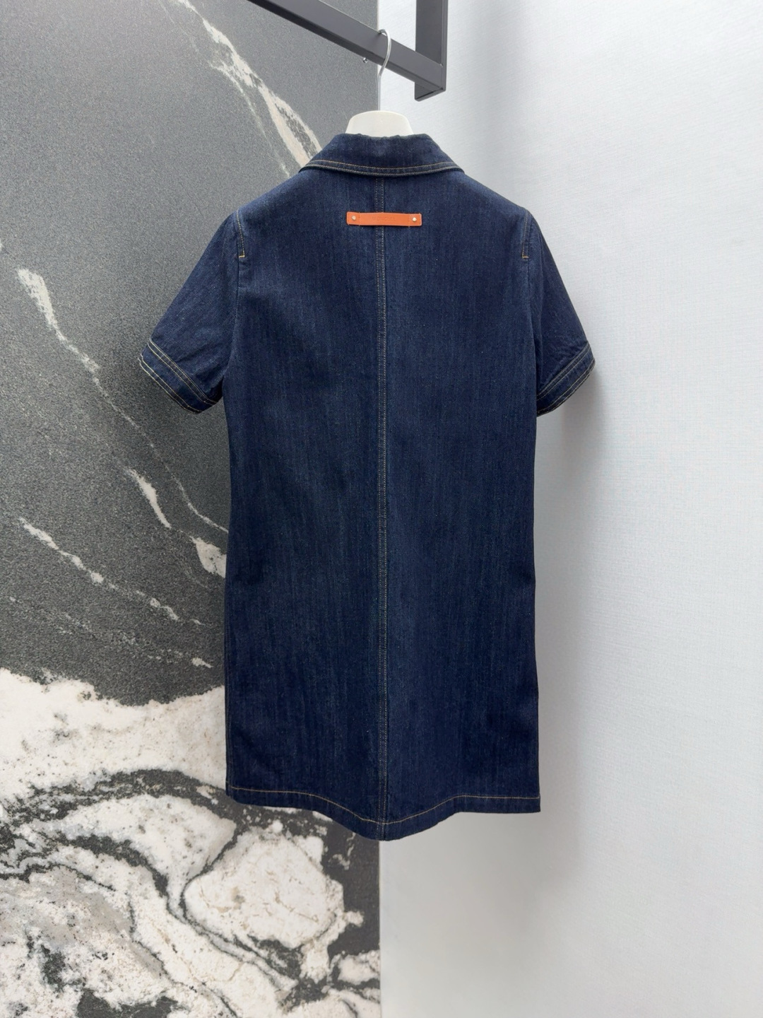 “Stylish Water-Washed Cowboy Dress with Luxurious Back-Skind Design for SS21” - 图片 8