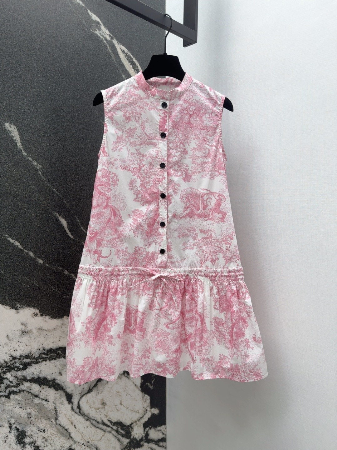 _dm29sdUWH8R4I7YUBT-MzEb1N3J1EGGVCXXPoRA