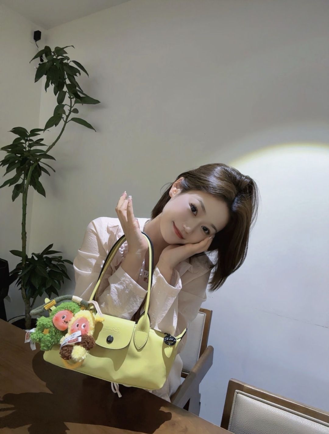 The Row Classic Handcrafted Luxury Leather Shoulder Bag Ref.056A4271 9