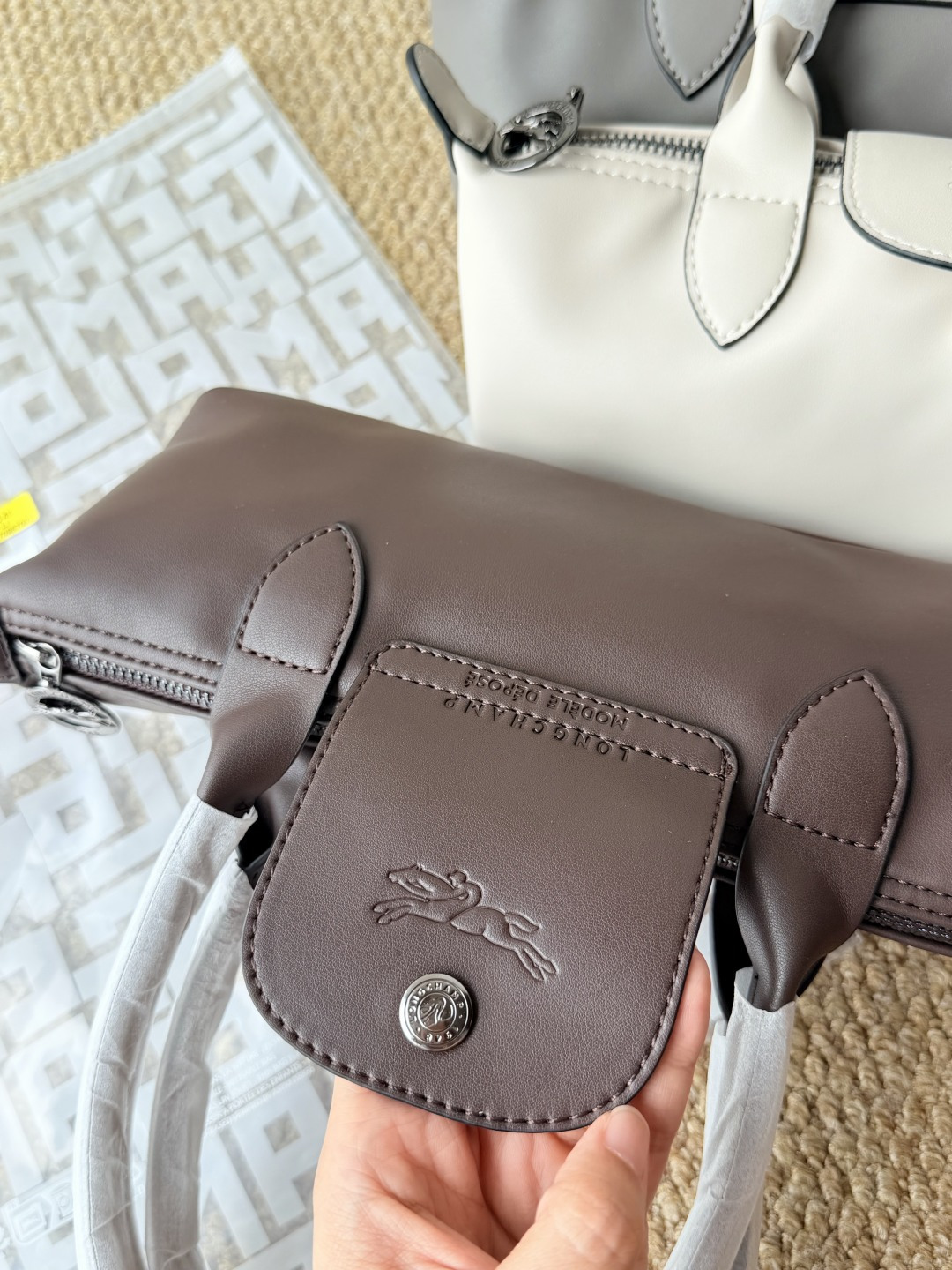 雅克穆斯 Jacquemus 高定经典皮革女包手袋 #50FB9B81 7