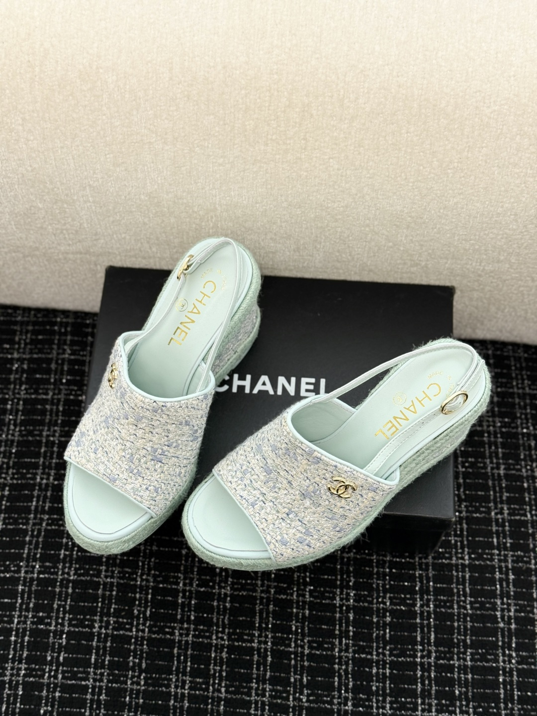 Шанель босоножки на платформе с тканевым верхом Chanel