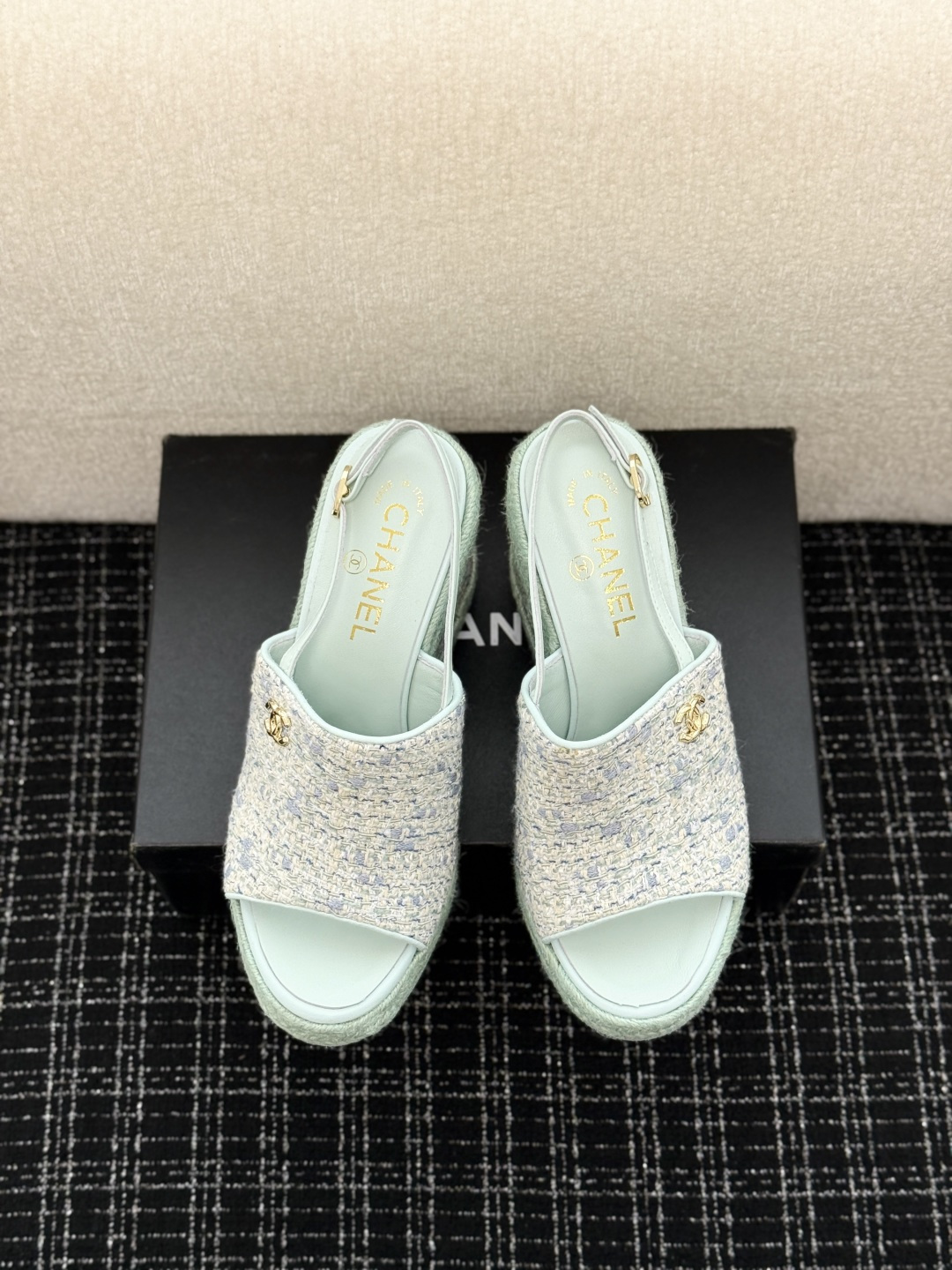 Шанель босоножки на платформе с тканевым верхом Chanel