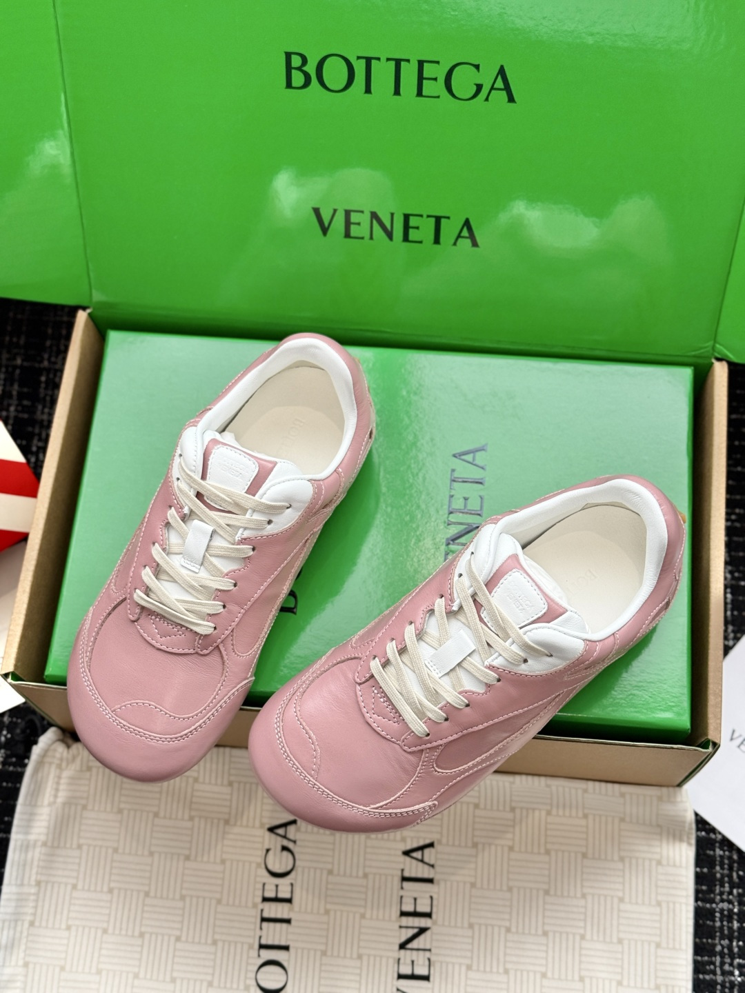 Кроссовки Bottega Veneta Orbit Flash розовые